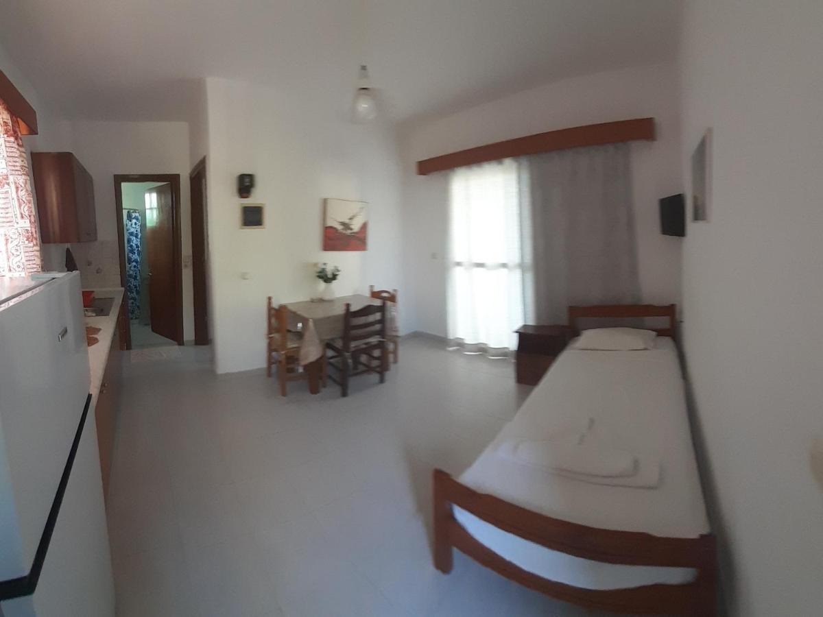 Zikas Apartments Marmari  Buitenkant foto
