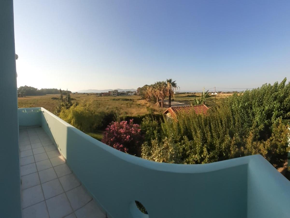 Zikas Apartments Marmari  Buitenkant foto