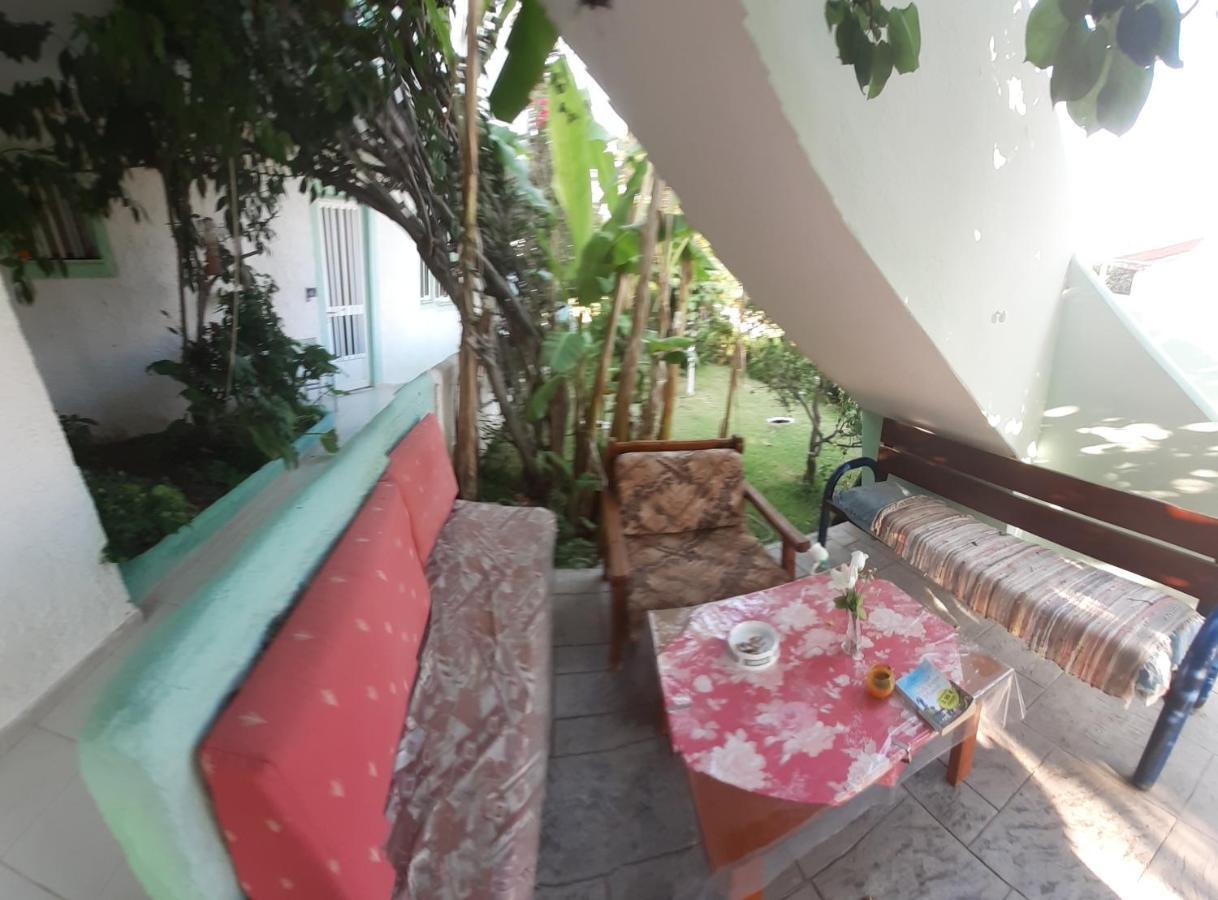 Zikas Apartments Marmari  Buitenkant foto